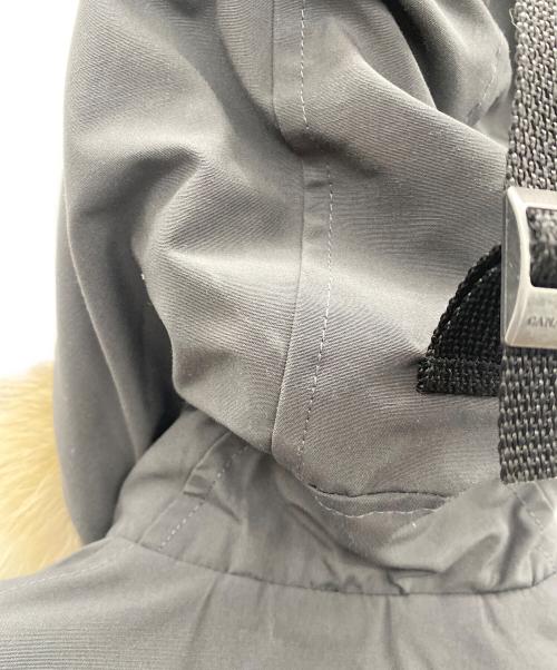 CANADA GOOSE（カナダグース）CANADA GOOSE (カナダグース) ダウンコート グレー サイズ:XSの古着・服飾アイテム