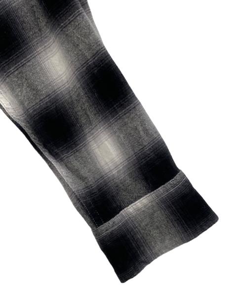 PENNEYS TOWNCRAFT（ペニーズタウンクラフト）PENNEYS TOWNCRAFT (ペニーズタウンクラフト) オンブレチェックレーヨンシャツ ブラック×ホワイト サイズ:Lの古着・服飾アイテム
