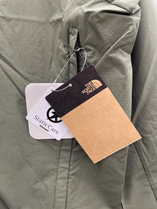 THE NORTH FACE（ザ ノース フェイス）THE NORTH FACE (ザ ノース フェイス) SWALLOWTAIL HOODIE グリーン サイズ:L 未使用品の古着・服飾アイテム