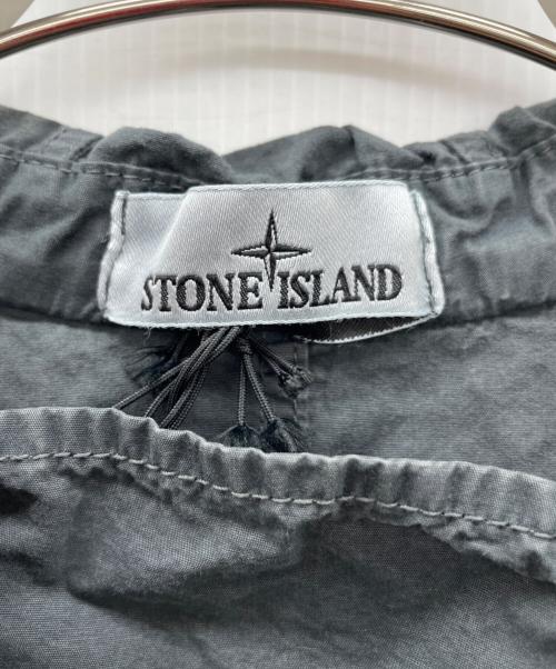 STONE ISLAND（ストーンアイランド）STONE ISLAND (ストーンアイランド) ガーメントダイ フーデッド アノラックパーカー グレー サイズ:Lの古着・服飾アイテム