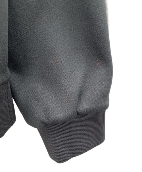 F.C.R.B.（エフシーレアルブリストル）F.C.R.B. (エフシーレアルブリストル) STAR LINE TRAINING JACKE ブラック サイズ:Ｍの古着・服飾アイテム