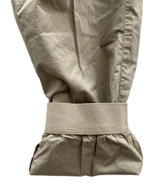 STONE ISLAND（ストーンアイランド）STONE ISLAND (ストーンアイランド) ガーメントダイコットンストレッチシャーリングテーパードリブカーゴパンツ ベージュ サイズ:81cm (W32)の古着・服飾アイテム