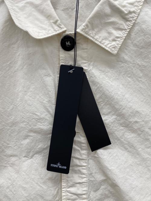 STONE ISLAND（ストーンアイランド）STONE ISLAND (ストーンアイランド) 半袖シャツ ベージュ サイズ:Lの古着・服飾アイテム
