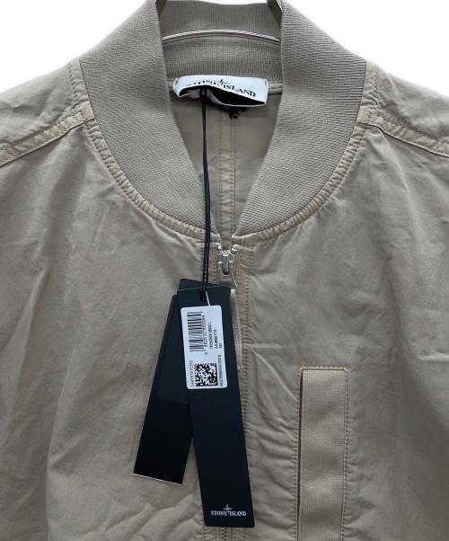 STONE ISLAND（ストーンアイランド）STONE ISLAND (ストーンアイランド) ボンバージャケット ベージュ サイズ:L 未使用品の古着・服飾アイテム