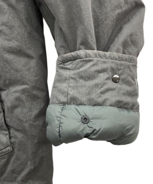 STONE ISLAND（ストーンアイランド）STONE ISLAND (ストーンアイランド) 50 FILI RESINATA DOUN TC グレー サイズ:L 未使用品の古着・服飾アイテム