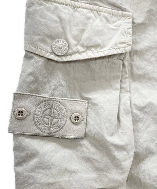 STONE ISLAND（ストーンアイランド）STONE ISLAND (ストーンアイランド) ゴーストピースカーゴパンツ カーキ サイズ:W32の古着・服飾アイテム