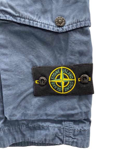STONE ISLAND（ストーンアイランド）STONE ISLAND (ストーンアイランド) カーゴショートパンツ インディゴ サイズ:81cm (W32)の古着・服飾アイテム