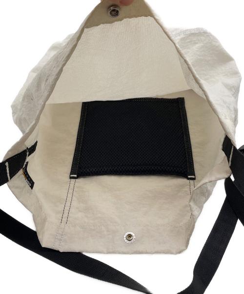 THE NORTHFACE PURPLELABEL（ザ・ノースフェイス パープルレーベル）THE NORTHFACE PURPLELABEL (ザ・ノースフェイス パープルレーベル) ショルダーバッグ ベージュ×ブラックの古着・服飾アイテム