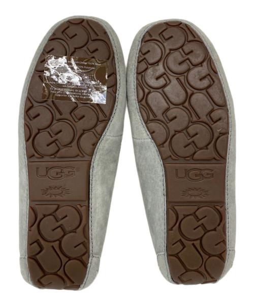 UGG（アグ）UGG (アグ) ヴァンプローファー ライトグレー サイズ:uk5の古着・服飾アイテム