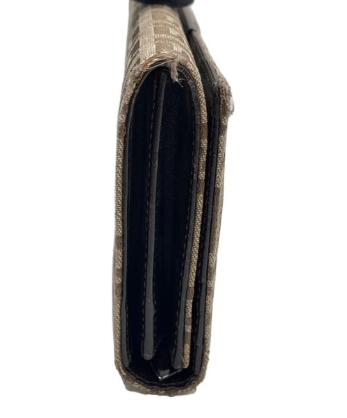 FENDI（フェンディ）FENDI (フェンディ) 2つ折り財布 ベージュの古着・服飾アイテム