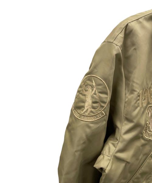 AVIREX（アヴィレックス）AVIREX (アヴィレックス) トレーニングコマンドジャケット カーキ サイズ:SIZE 2XLの古着・服飾アイテム