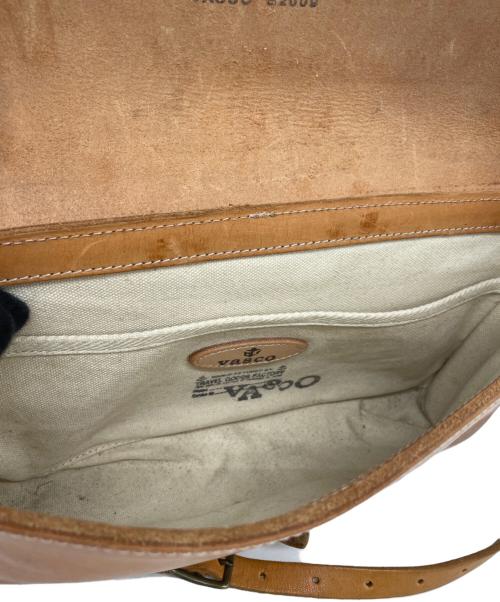 vasco（ヴァスコ）vasco (ヴァスコ) レザーショルダーバッグ キャメルの古着・服飾アイテム