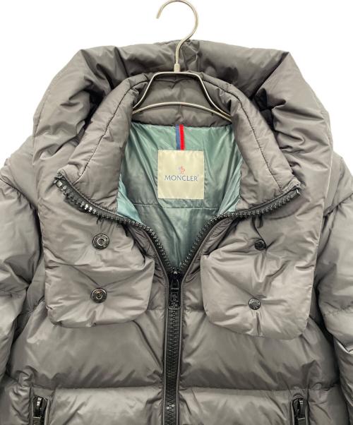 MONCLER（モンクレール）MONCLER (モンクレール) ダウンジャケット グレー サイズ:SIZE 2の古着・服飾アイテム
