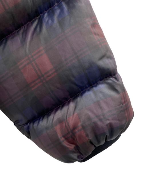 THE NORTH FACE（ザ ノース フェイス）THE NORTH FACE (ザ ノース フェイス) ダウンジャケット レッド×ネイビー サイズ:XLの古着・服飾アイテム