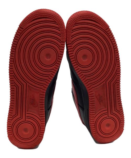 NIKE（ナイキ）NIKE (ナイキ) ナイキ エアフォース1 07 スニーカー ブラック×レッド サイズ:US 8の古着・服飾アイテム