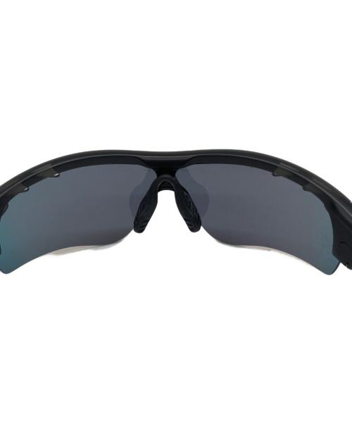 OAKLEY（オークリー）OAKLEY (オークリー) サングラス ブラック×レッドの古着・服飾アイテム