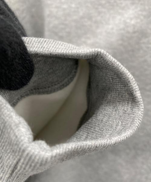 AVIREX（アヴィレックス）AVIREX (アヴィレックス) ミリタリーグラフィック クルーネック スウェット グレー サイズ:XL 未使用品の古着・服飾アイテム