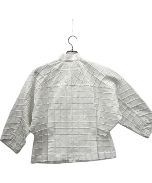 ISSEY MIYAKE（イッセイミヤケ）ISSEY MIYAKE (イッセイミヤケ) 長袖シャツ ホワイト サイズ:2の古着・服飾アイテム