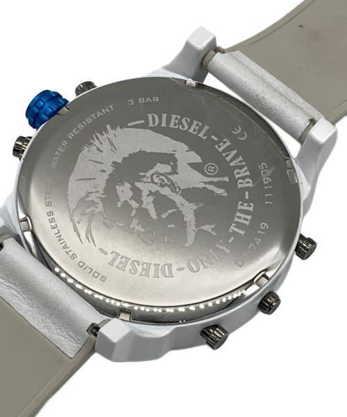 DIESEL（ディーゼル）DIESEL (ディーゼル) 腕時計 ホワイトの古着・服飾アイテム
