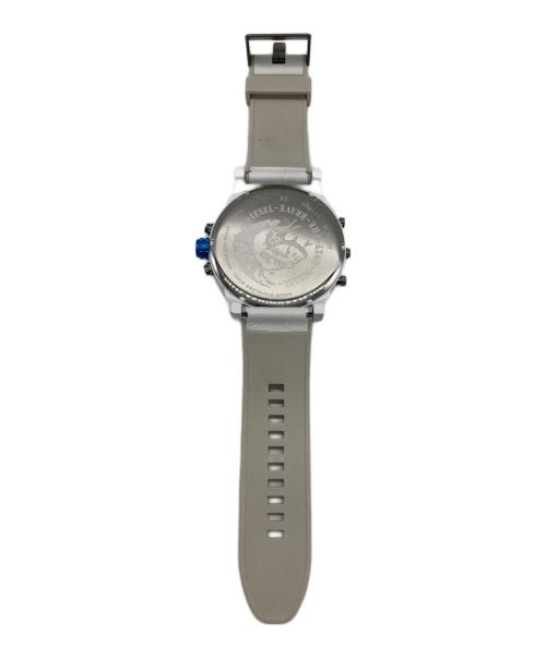 DIESEL（ディーゼル）DIESEL (ディーゼル) 腕時計 ホワイトの古着・服飾アイテム