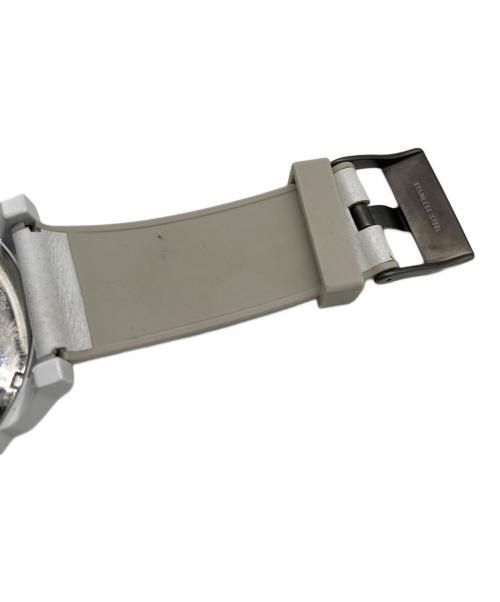 DIESEL（ディーゼル）DIESEL (ディーゼル) 腕時計 ホワイトの古着・服飾アイテム