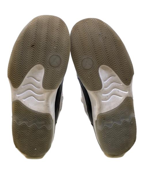 NIKE（ナイキ）NIKE (ナイキ) Nike Jordan Max Aura 2 ホワイト×ブラック サイズ:26.5の古着・服飾アイテム