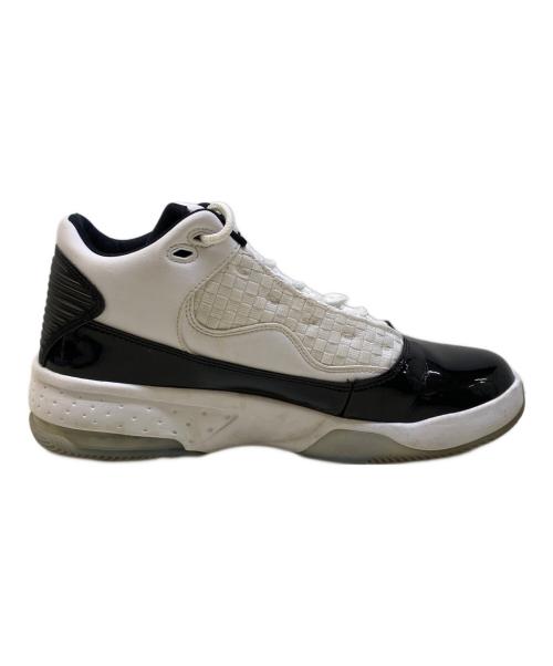 NIKE（ナイキ）NIKE (ナイキ) Nike Jordan Max Aura 2 ホワイト×ブラック サイズ:26.5の古着・服飾アイテム