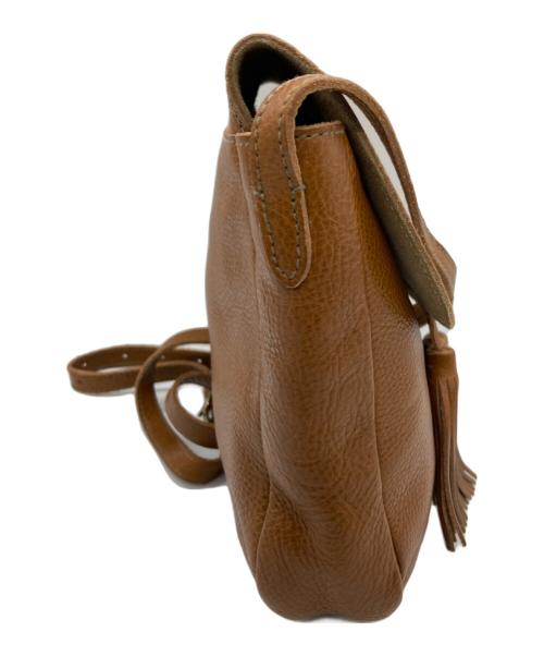 IL BISONTE（イル ビゾンテ）IL BISONTE (イル ビゾンテ) タッセル付ショルダーバッグ ブラウンの古着・服飾アイテム