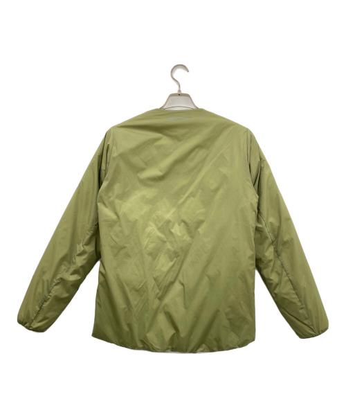 MAMMUT（マムート）MAMMUT (マムート) ノーカラーダウンジャケット ブラック×オリーブ サイズ:Ｍの古着・服飾アイテム