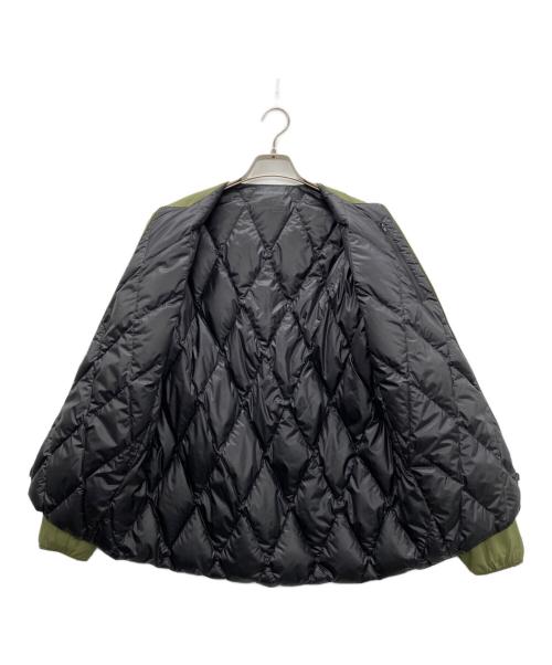 MAMMUT（マムート）MAMMUT (マムート) ノーカラーダウンジャケット ブラック×オリーブ サイズ:Ｍの古着・服飾アイテム