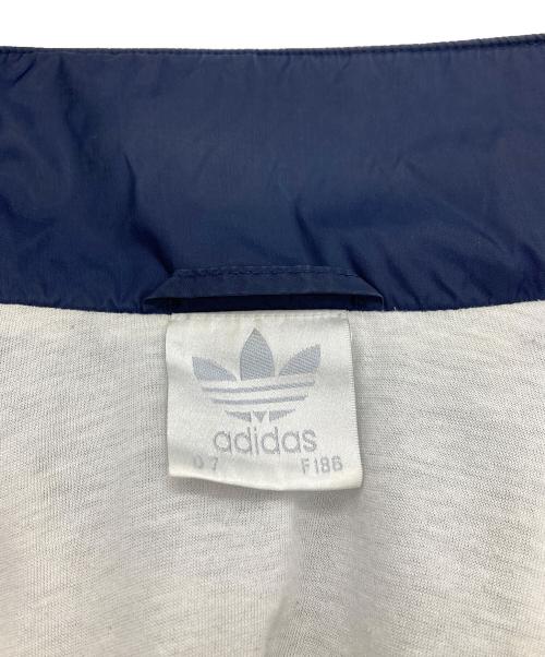 adidas（アディダス）adidas (アディダス) ナイロンジャケット ネイビー×グレー サイズ:XLの古着・服飾アイテム