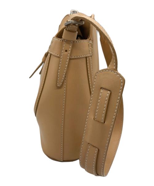 TOD'S（トッズ）TOD'S (トッズ) ハンドバッグ ベージュの古着・服飾アイテム