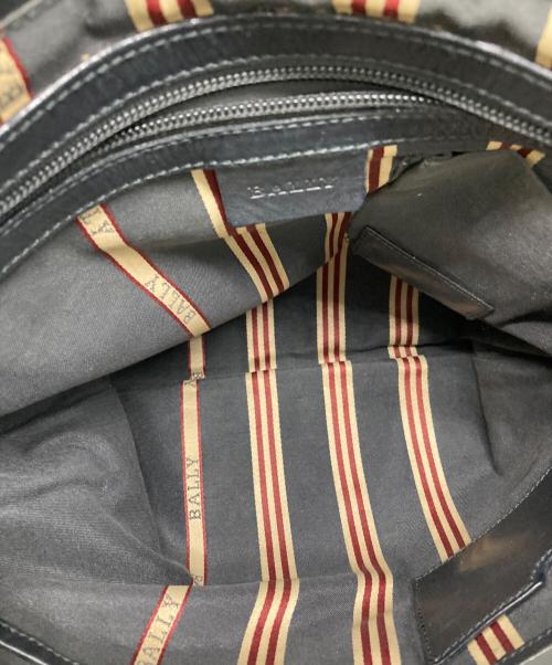 BALLY（バリー）BALLY (バリー) レザーショルダーバッグ ブラックの古着・服飾アイテム