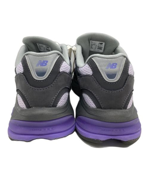 NEW BALANCE（ニューバランス）NEW BALANCE (ニューバランス) ローカットスニーカー パープル×グレー サイズ:27.5cmの古着・服飾アイテム