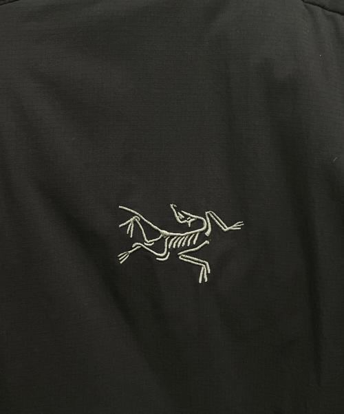 ARC'TERYX（アークテリクス）ARC'TERYX (アークテリクス) ATOM HOODY ARC'TERYX ブラック サイズ:XLの古着・服飾アイテム