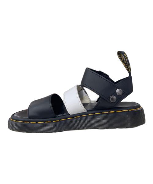 Dr.Martens（ドクターマーチン）Dr.Martens (ドクターマーチン) バックルサンダル ブラック×ホワイト サイズ:UK6の古着・服飾アイテム