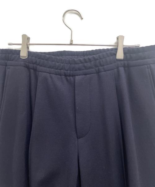 HUGO BOSS（ヒューゴ ボス）HUGO BOSS (ヒューゴ ボス) プリーツ入りスウェットパンツ ネイビー サイズ:50 未使用品の古着・服飾アイテム