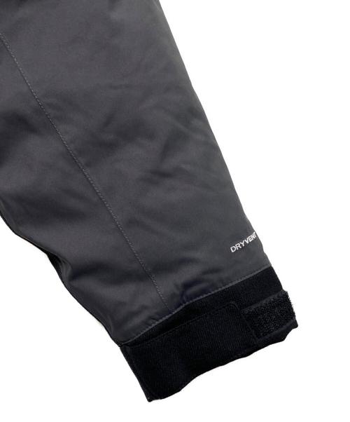 THE NORTH FACE（ザ ノース フェイス）THE NORTH FACE (ザ ノース フェイス) ダウンジャケット グレー×ブラック サイズ:Mの古着・服飾アイテム