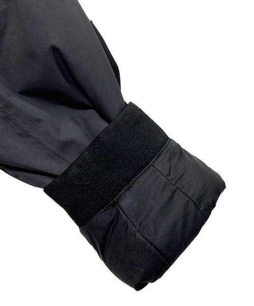 THE NORTH FACE（ザ ノース フェイス）THE NORTH FACE (ザ ノース フェイス) ダウンジャケット グレー×ブラック サイズ:Mの古着・服飾アイテム