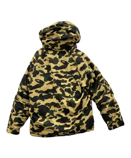 A BATHING APE（アベイシングエイプ）A BATHING APE (アベイシングエイプ) ダウンジャケット オリーブ×カーキ サイズ:Lの古着・服飾アイテム