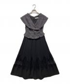 HER LIP TOハーリップトゥ）の古着「Siena Big Collar Pleated Dress」｜ブラック
