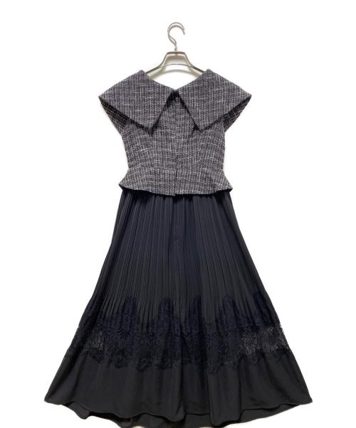 HER LIP TO（ハーリップトゥ）HER LIP TO (ハーリップトゥ) Siena Big Collar Pleated Dress ブラック サイズ:SIZE Sの古着・服飾アイテム