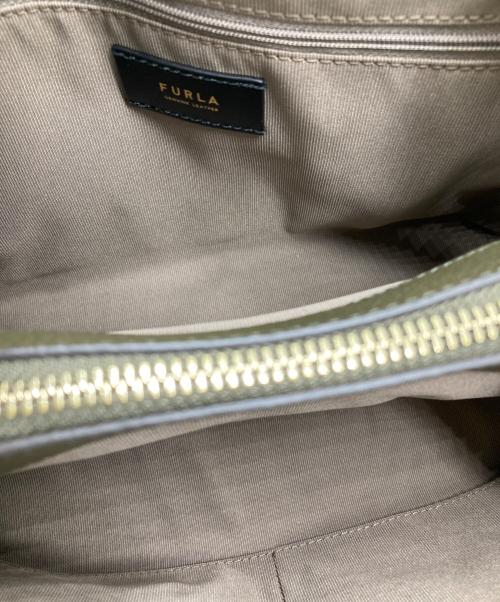 FURLA（フルラ）FURLA (フルラ) ホーボーバッグ オリーブの古着・服飾アイテム