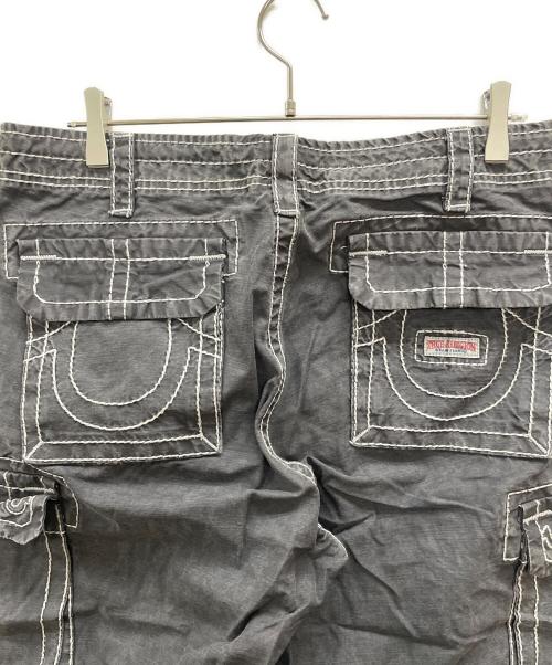 TRUE RELIGION（トゥルー レリジョン）TRUE RELIGION (トゥルー レリジョン) カーゴパンツ グレー サイズ:32の古着・服飾アイテム