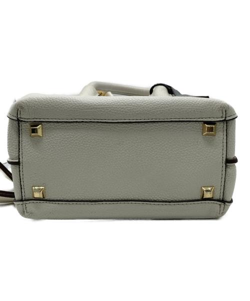 MCM（エムシーエム）MCM (エムシーエム) ハンドバッグ ベージュの古着・服飾アイテム
