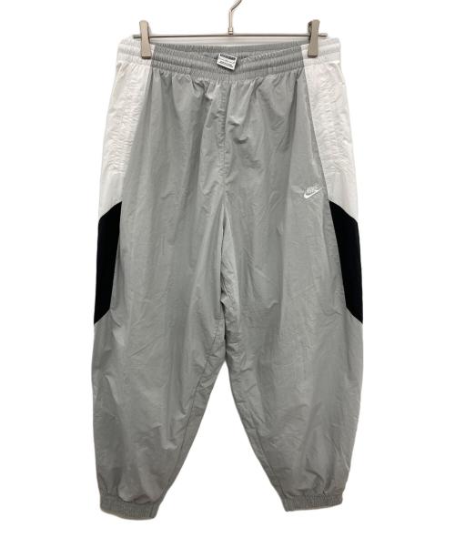 NIKE（ナイキ）NIKE (ナイキ) ナイロンパンツ グレー サイズ:Lの古着・服飾アイテム