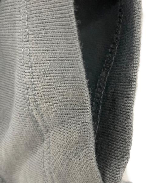 AMI Alexandre Mattiussi（アミアレクサンドルマテュッシ）AMI Alexandre Mattiussi (アミアレクサンドルマテュッシ) TONAL ADC T-SHIRT グレー サイズ:不明の古着・服飾アイテム
