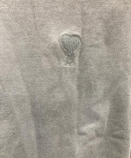 AMI Alexandre Mattiussi（アミアレクサンドルマテュッシ）AMI Alexandre Mattiussi (アミアレクサンドルマテュッシ) TONAL ADC T-SHIRT グレー サイズ:不明の古着・服飾アイテム