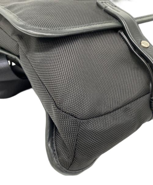 TUMI（トゥミ）TUMI (トゥミ) ショルダーバッグ ブラックの古着・服飾アイテム