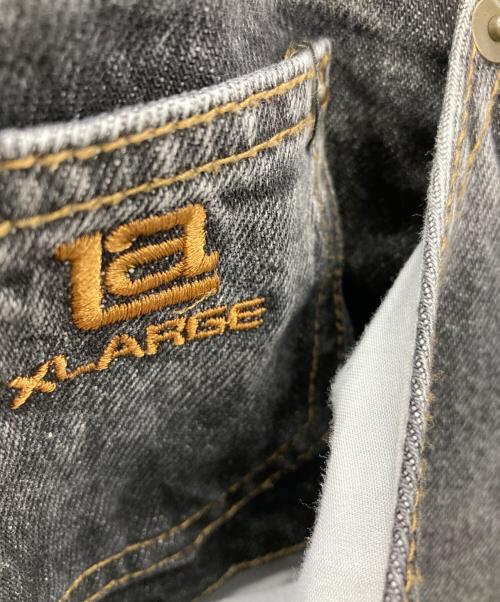 X-LARGE（エクストララージ）X-LARGE (エクストララージ) LAステッチ ワイドレッグデニムパンツ グレー サイズ:36inchの古着・服飾アイテム